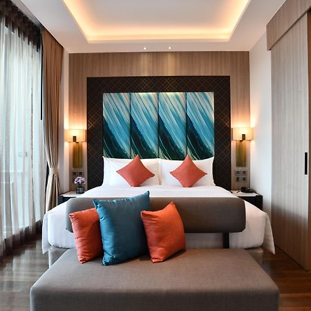 Skyview Resort Phuket Patong Beach المظهر الخارجي الصورة A bedroom at the hotel